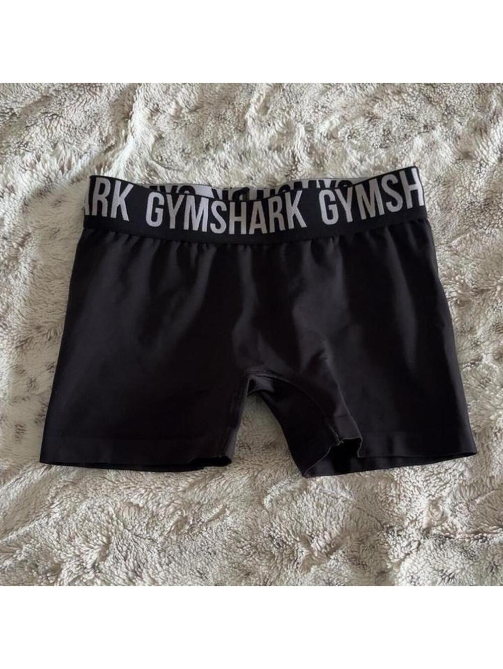 gymshark black and white athletic shorts